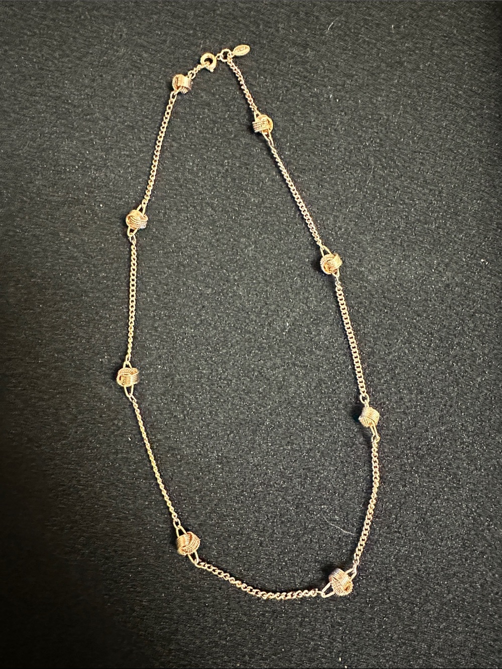 Vintage Avon Delicate Gold Tone Love Knot Station Choker Necklace